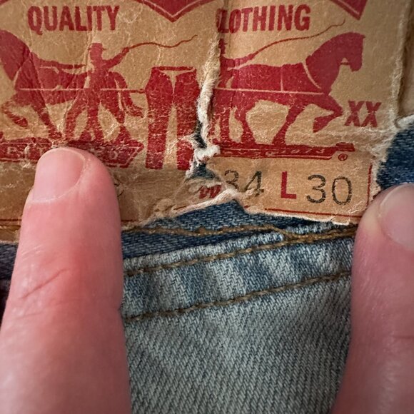 LEVI'S 501 Straight Men's 34x30  - Light Wash Faded - Picture 7 of 8